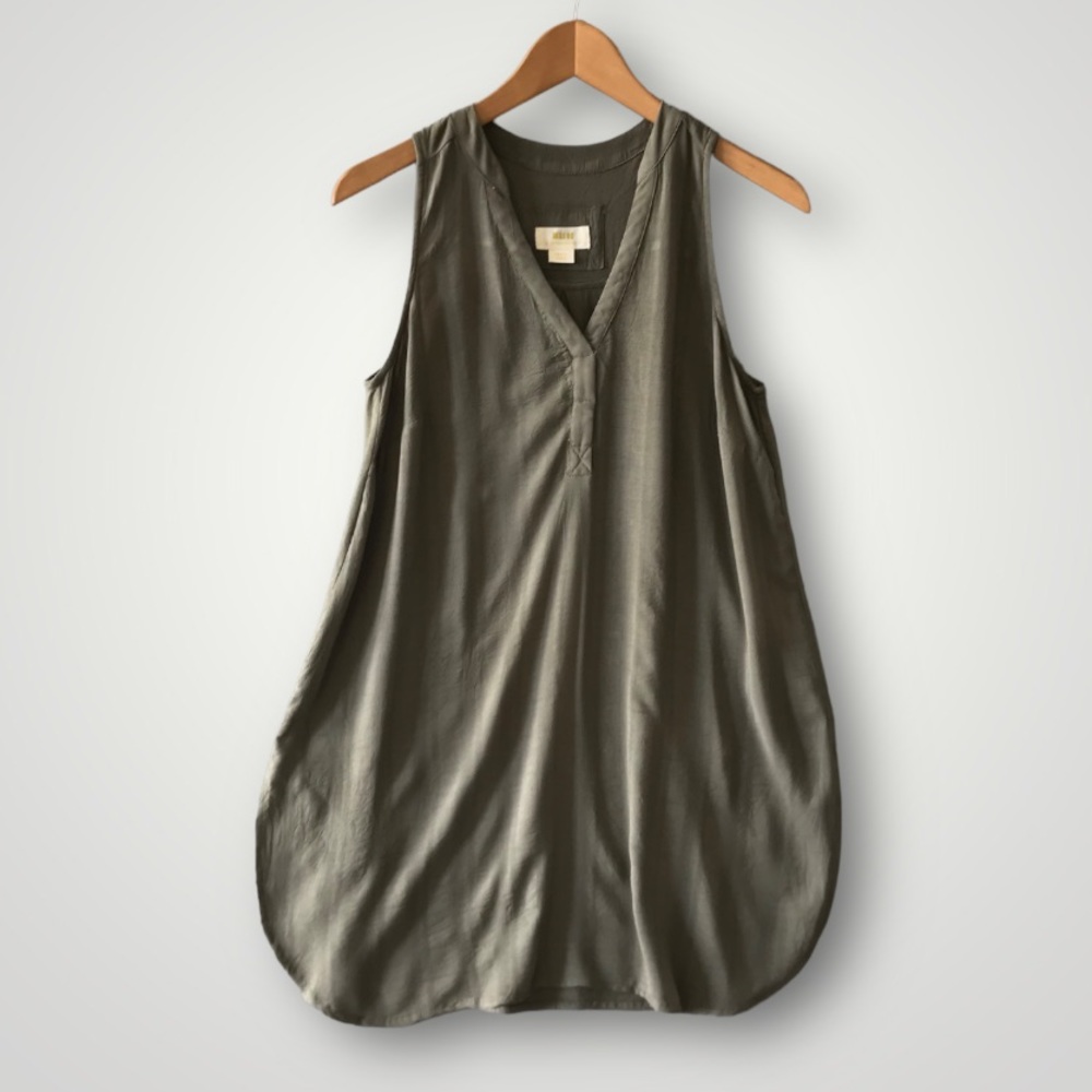 Anthropologie Maeve sleevless top blouse short size S khaki green